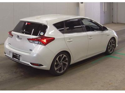 2016 Toyota Auris