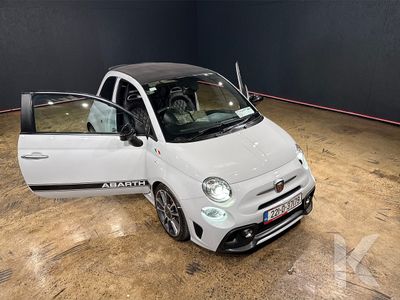 2022 Abarth 595c