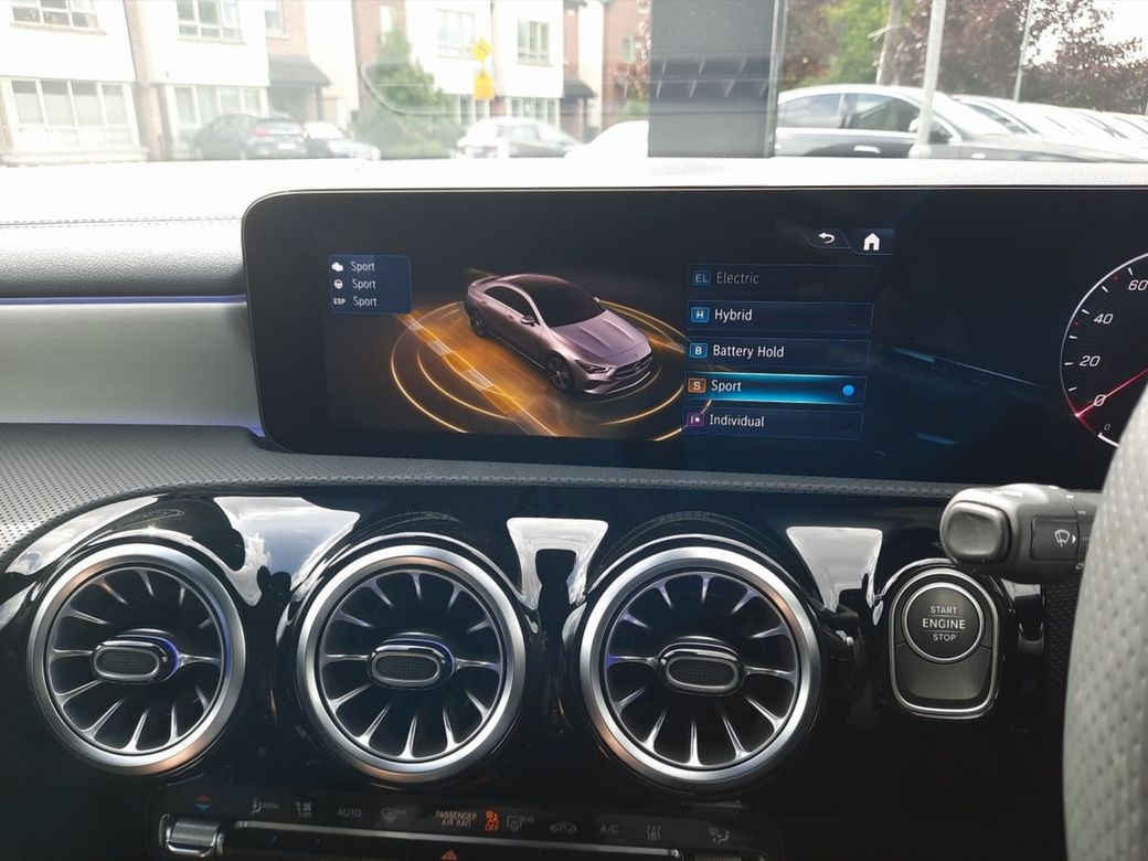 2025 Mercedes-Benz CLA Class