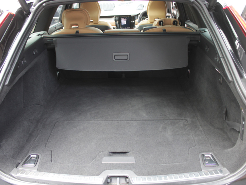 2019 Volvo V90