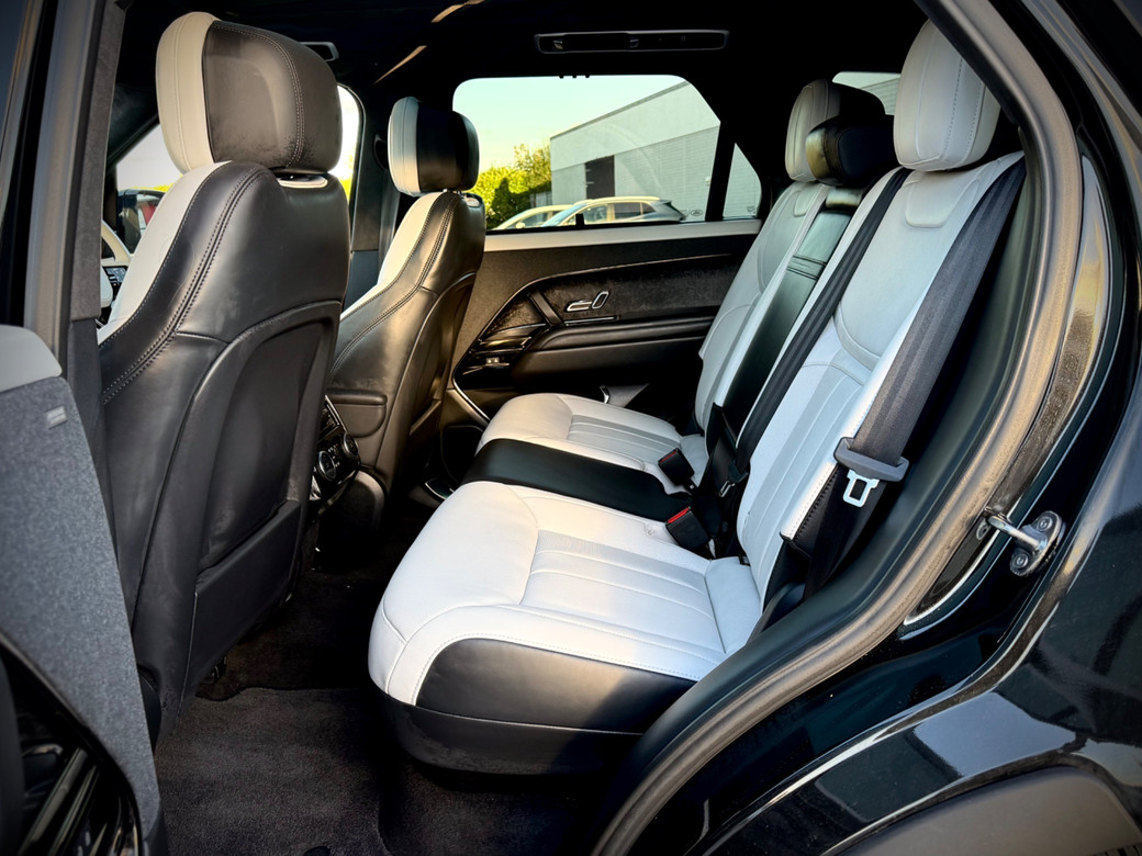 2025 Land Rover Range Rover Sport