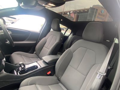 2023 Volvo C40