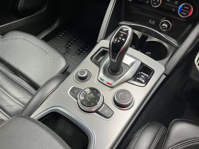 2021 Alfa Romeo Stelvio