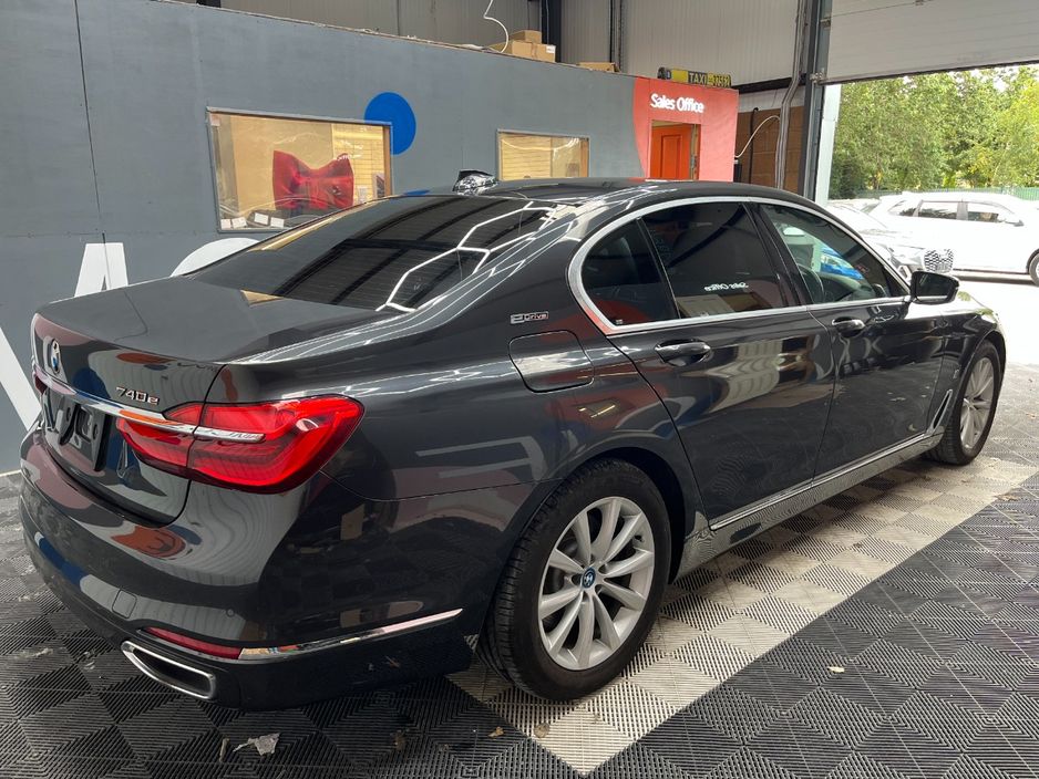 2016 BMW 7 Series