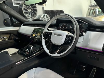 2026 Land Rover Range Rover