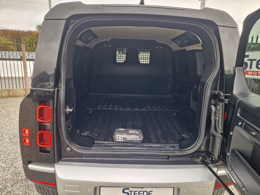 2023 Land Rover Defender