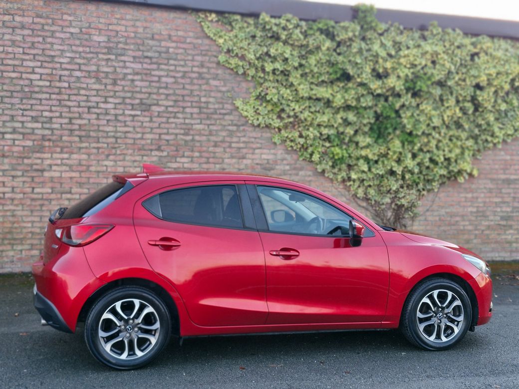 2016 Mazda Demio