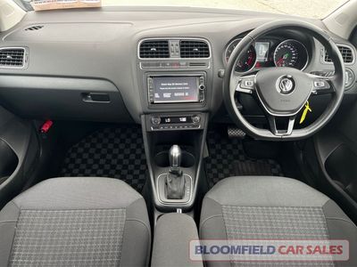 2017 Volkswagen Polo