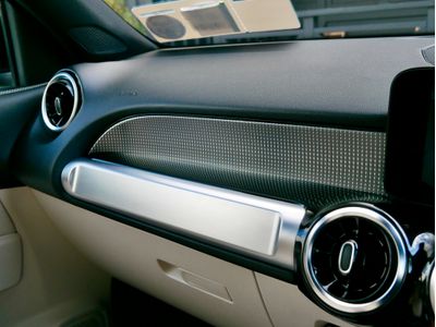 2023 Mercedes-Benz GLB Class