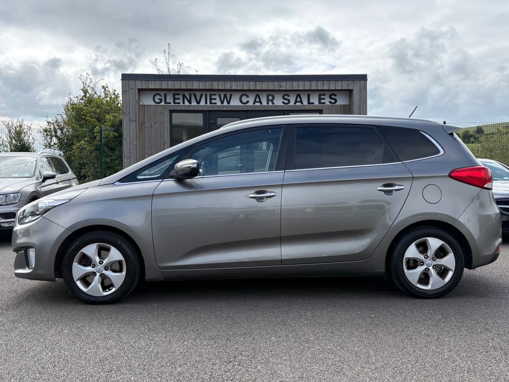 2016 Kia Carens