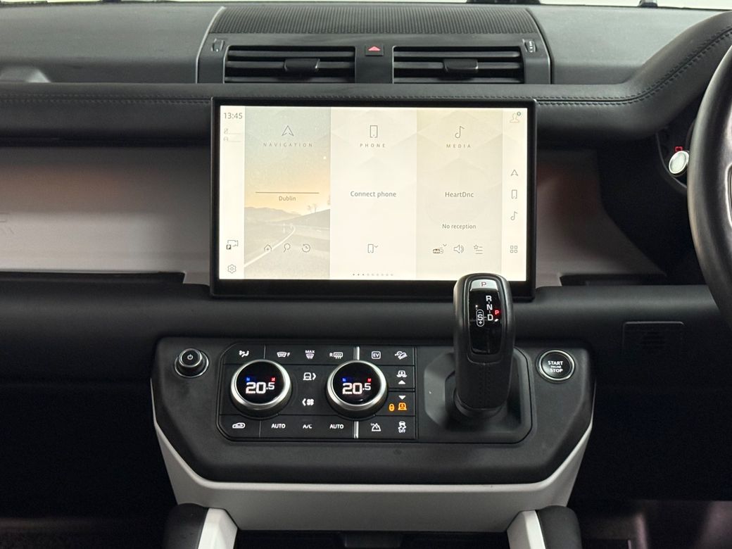 2025 Land Rover Defender