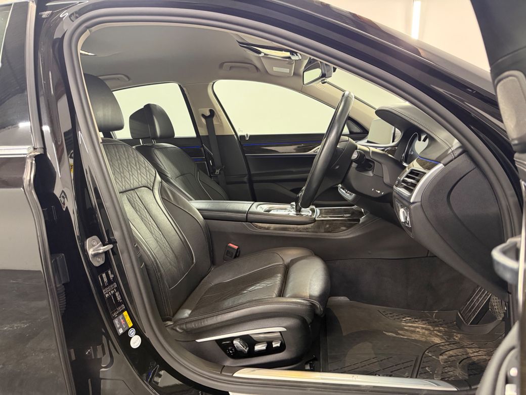 2016 BMW 7 Series