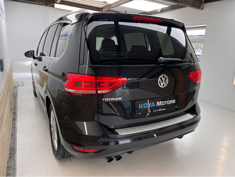 2016 Volkswagen Touran