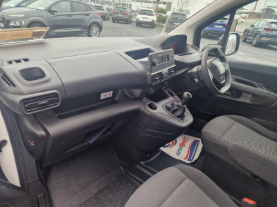2020 Peugeot Partner