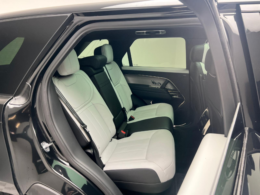 2025 Land Rover Range Rover Sport