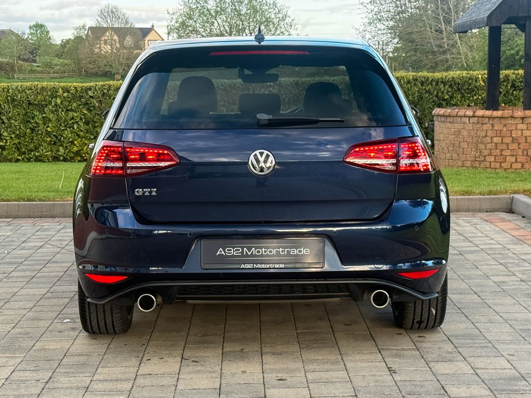 2016 Volkswagen Golf