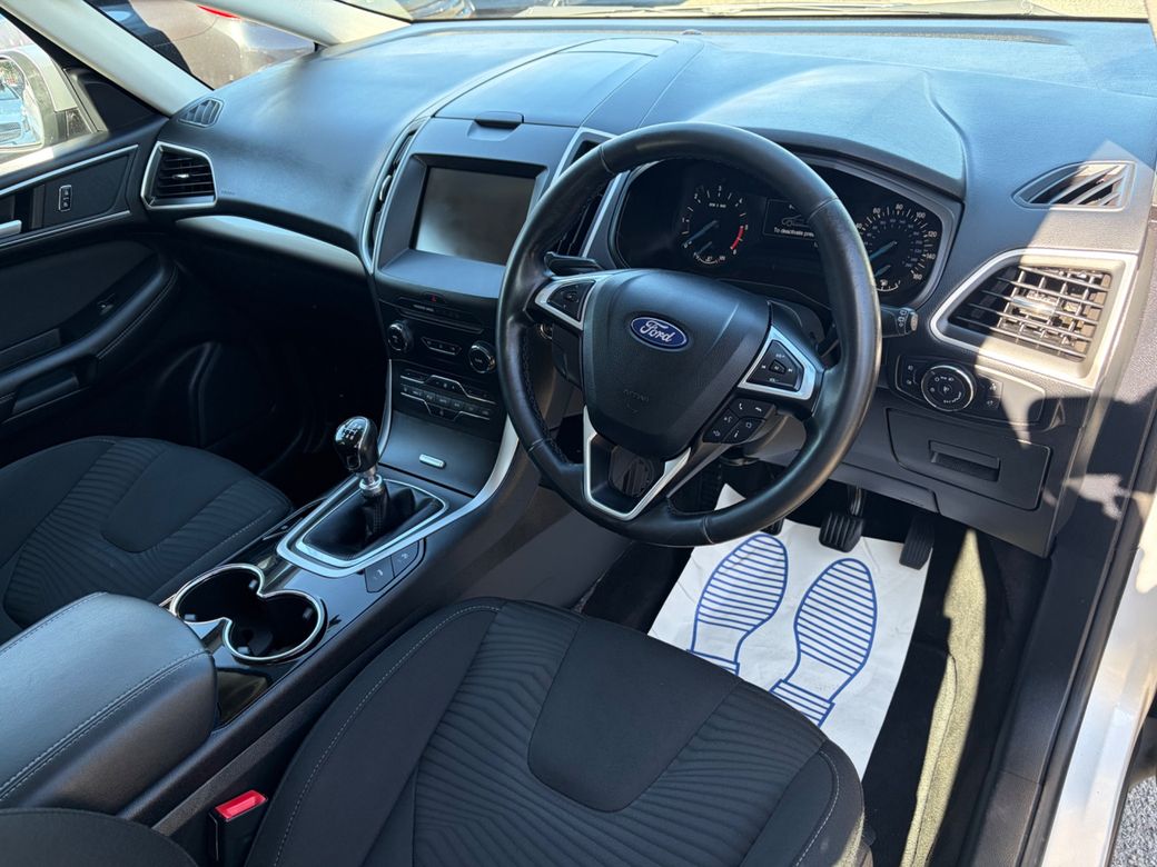 2016 Ford S-Max