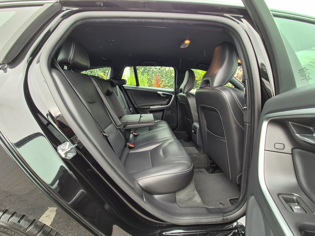 2017 Volvo V60