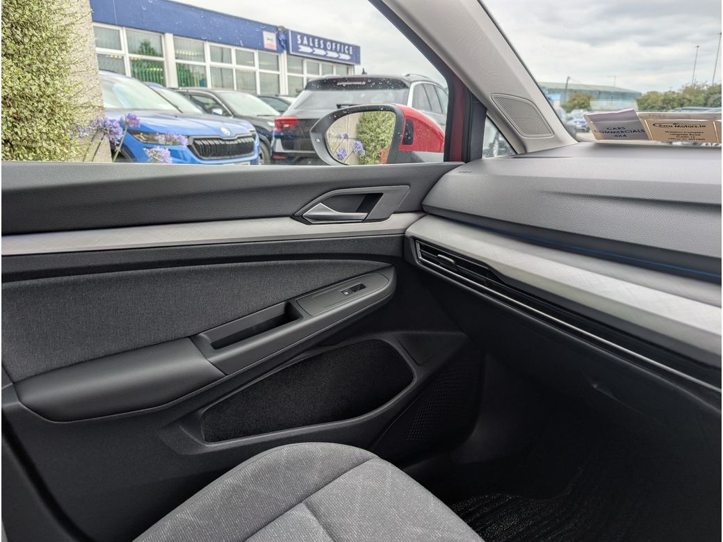 2023 Volkswagen Golf