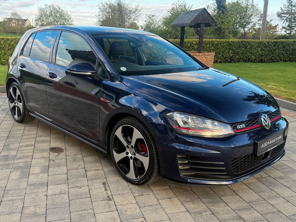 2016 Volkswagen Golf