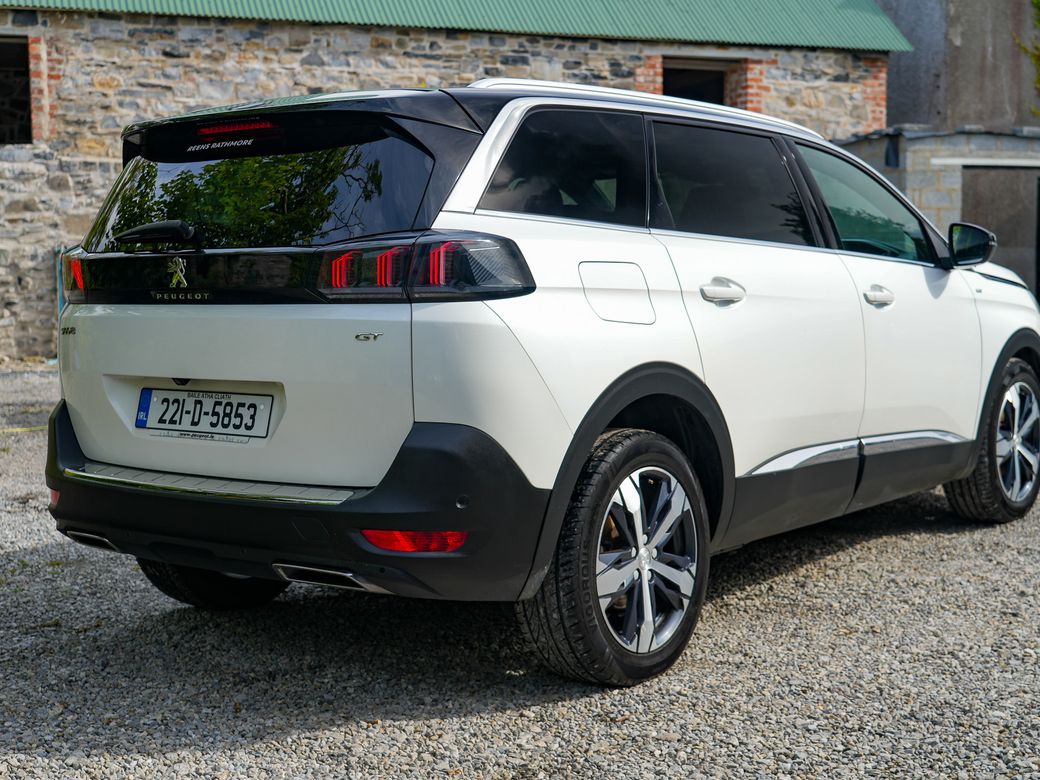 2022 Peugeot 5008