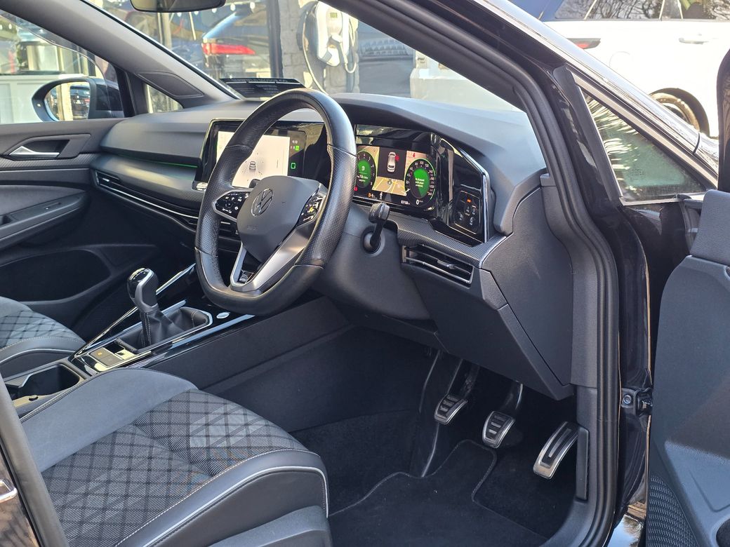 2024 Volkswagen Golf