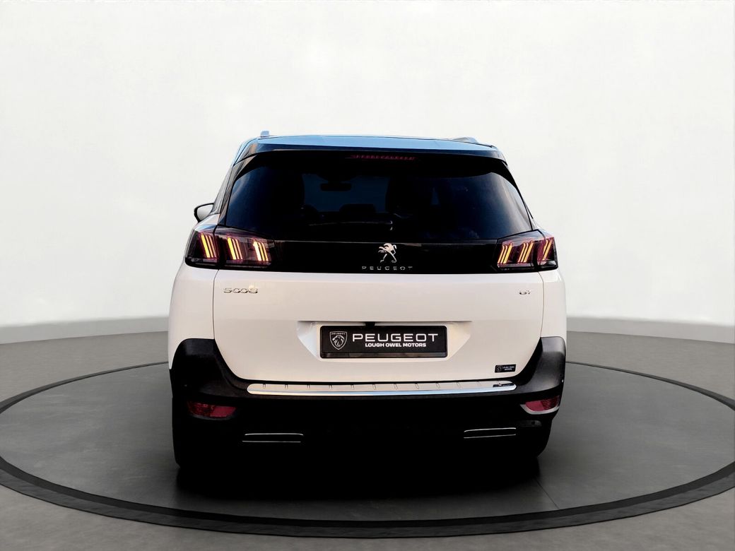 2023 Peugeot 5008