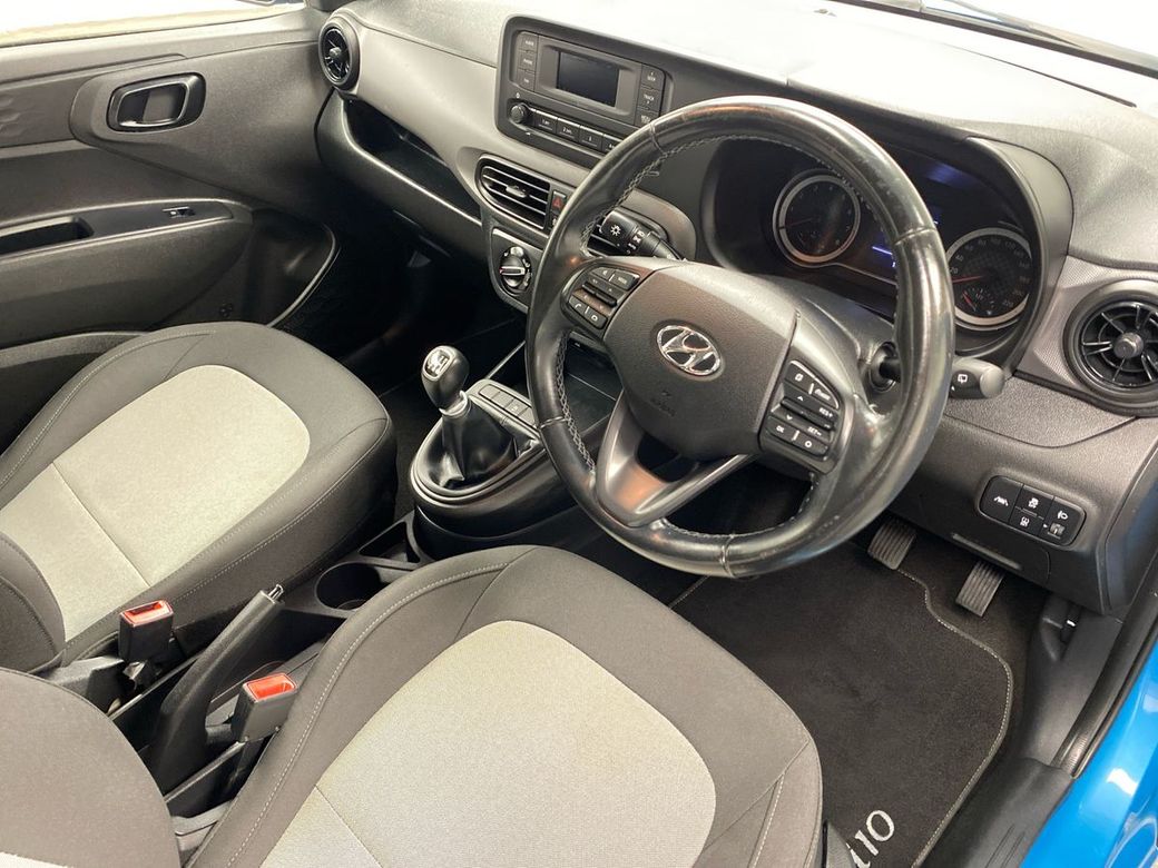 2021 Hyundai i10