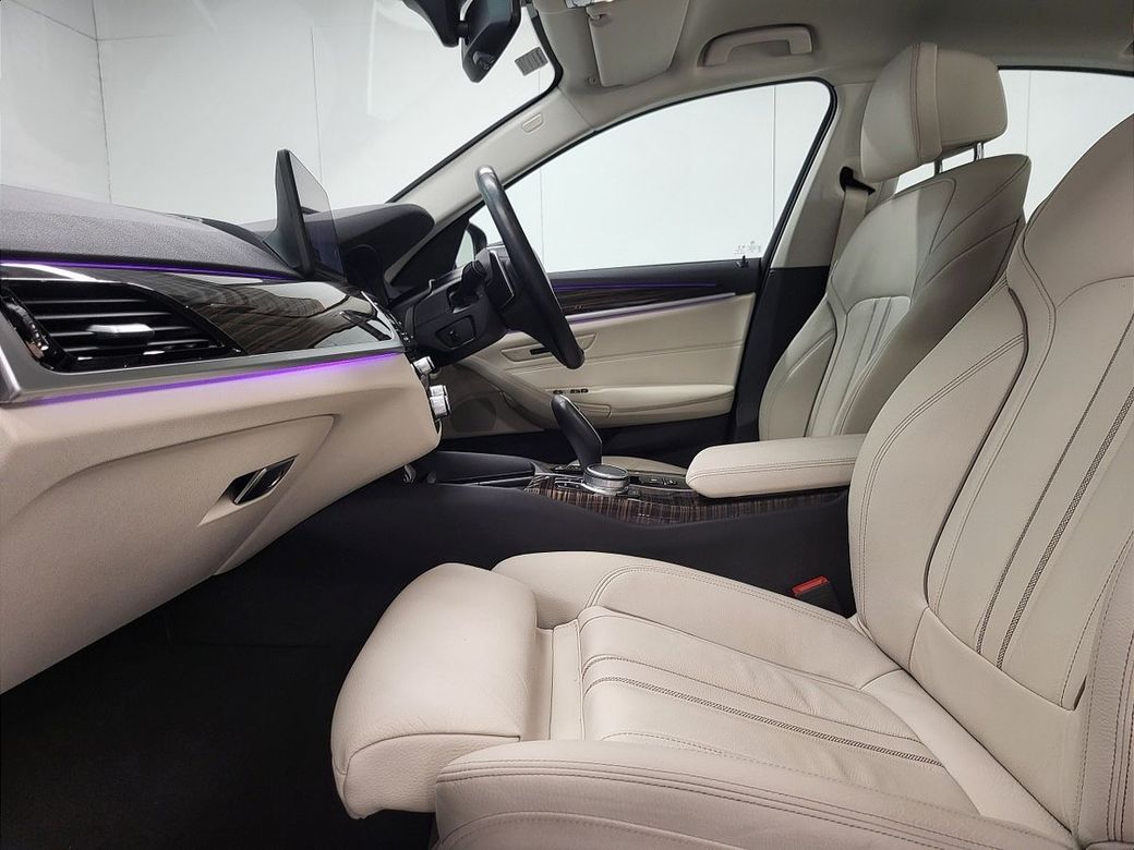 2021 BMW 5 Series