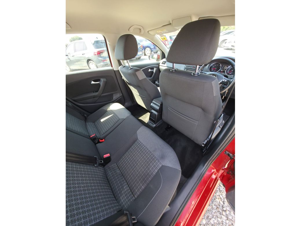 2015 Volkswagen Polo