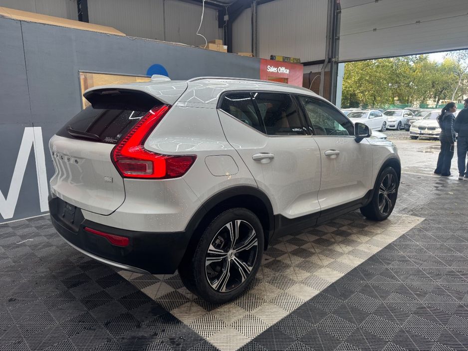 2021 Volvo XC40
