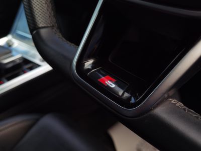 2022 Audi e-tron