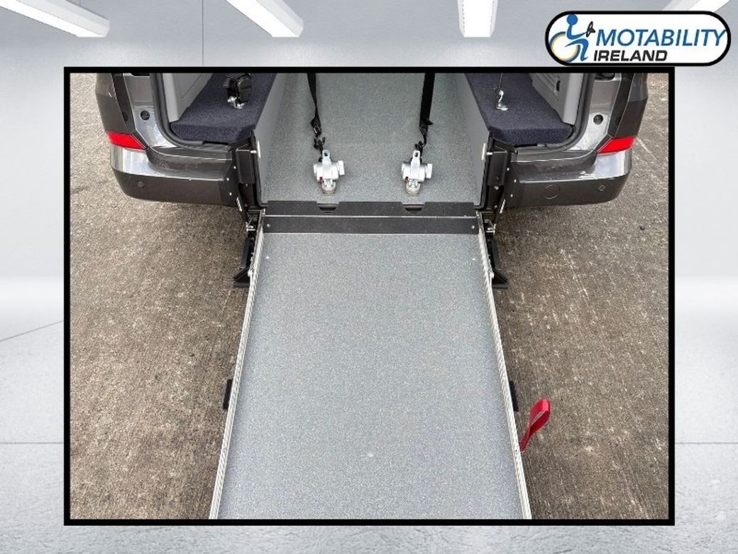 2026 Ford Tourneo Custom