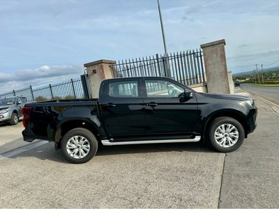 2025 Isuzu D-MAX