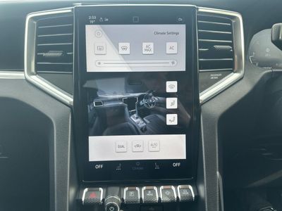 2025 Volkswagen Amarok