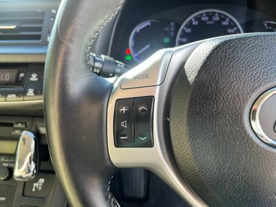 2011 Lexus CT 200h