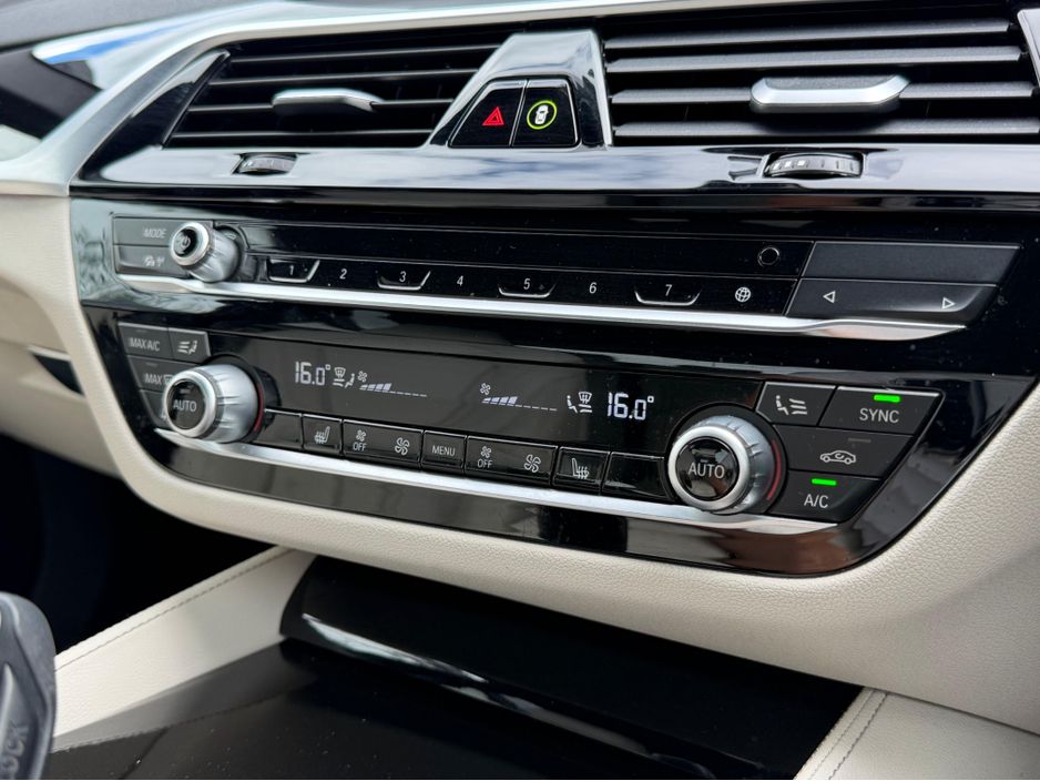 2022 BMW 5 Series