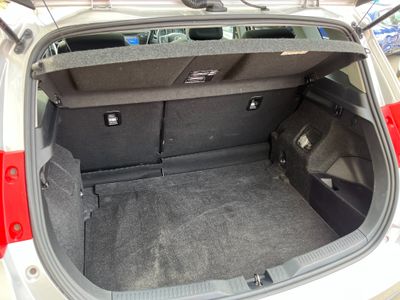 2015 Toyota Auris