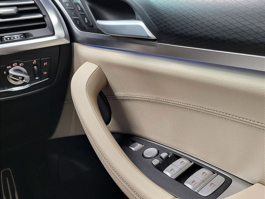 2024 BMW iX3