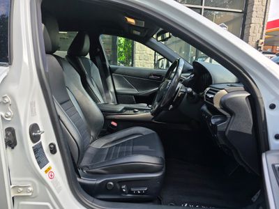 2016 Lexus IS