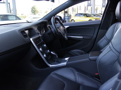 2017 Volvo V60