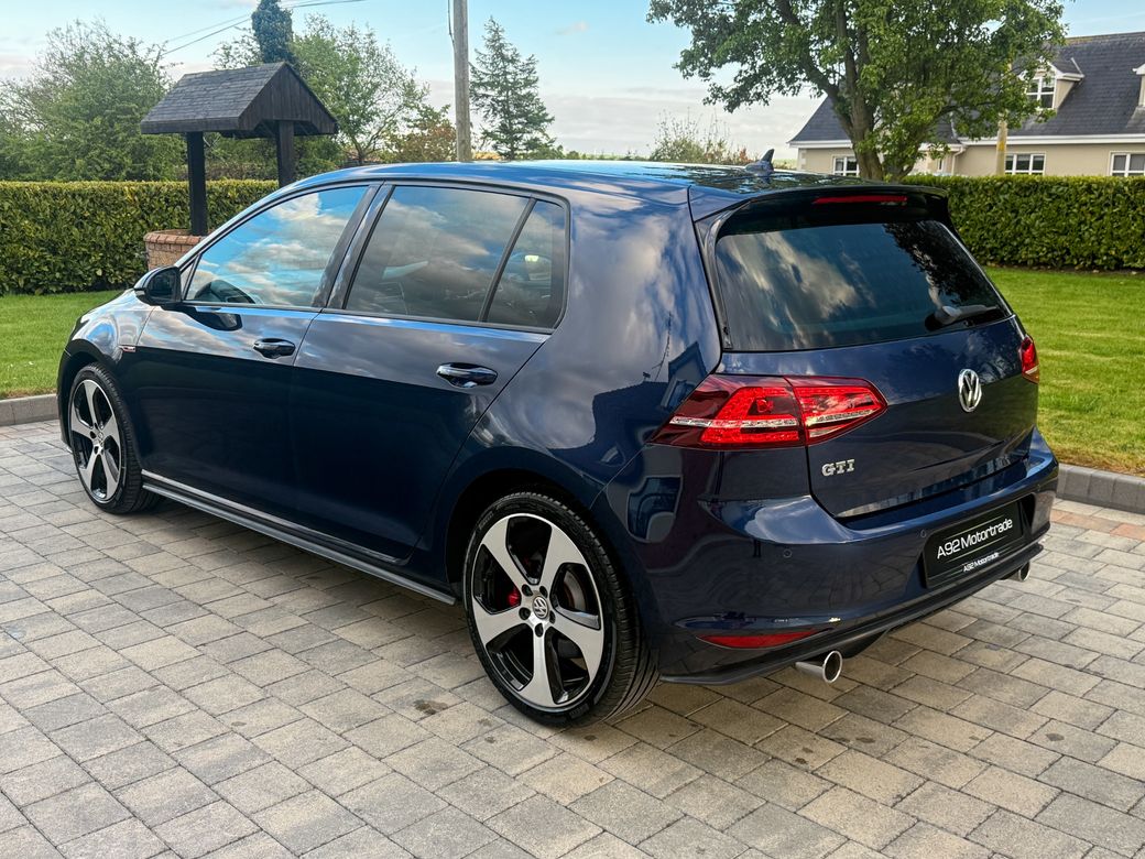 2016 Volkswagen Golf