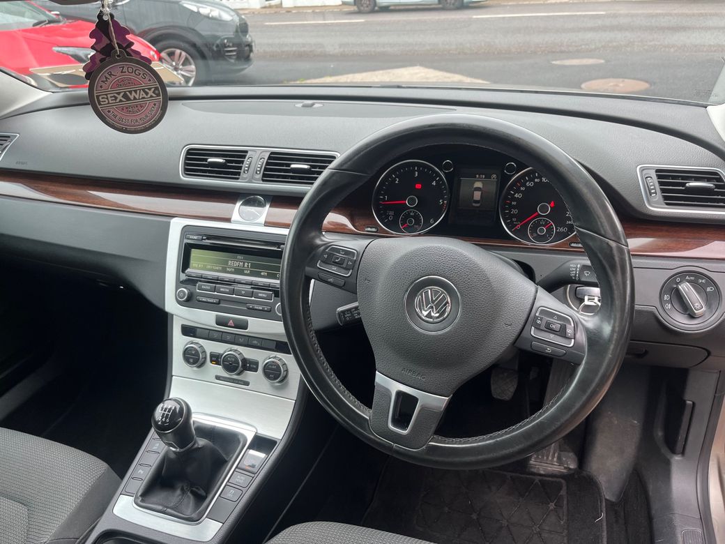 2014 Volkswagen Passat