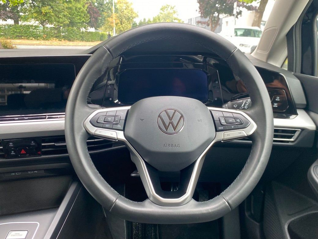 2024 Volkswagen Golf