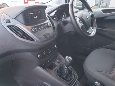 2022 Ford Transit Courier