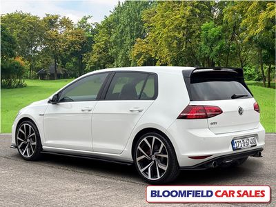 2017 Volkswagen Golf