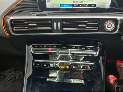 2020 Mercedes-Benz EQC