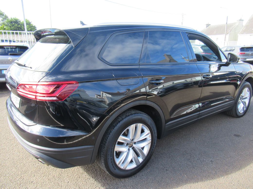 2023 Volkswagen Touareg