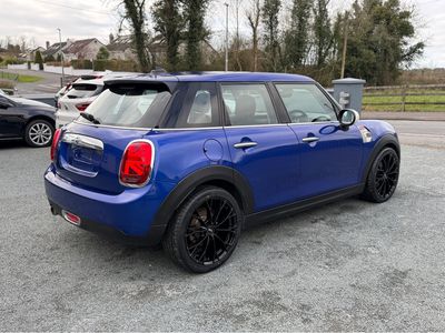 2019 Mini Hatch