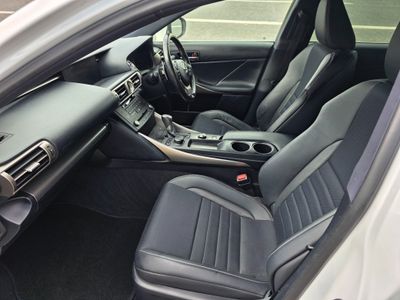 2016 Lexus IS